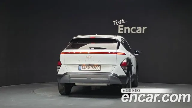 Hyundai Kona — Фото автомобиля 4
