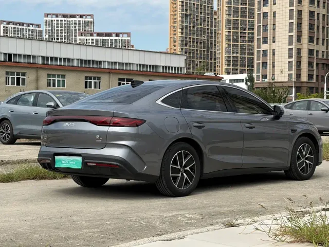 BYD Qin L — Фото автомобиля 5