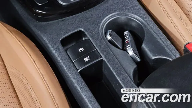 Kia Seltos New — Фото автомобиля 23