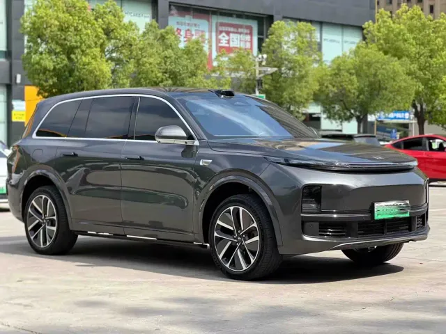 Li Auto L9 — Фото автомобиля 3