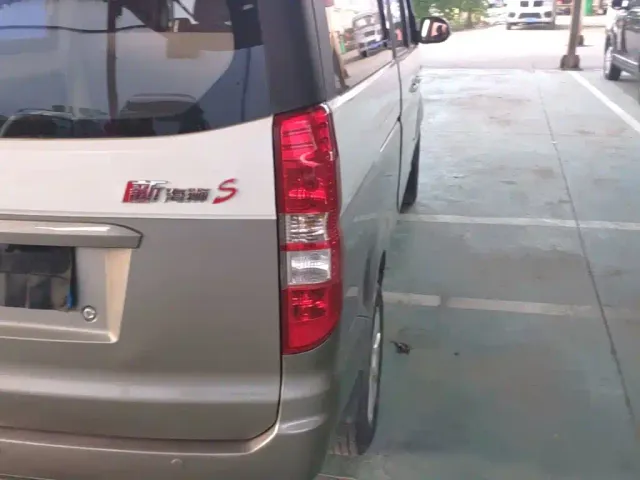 Jinbei New Hiace S — Фото автомобиля 7