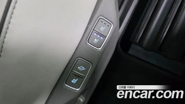 Hyundai Staria Staria 4WD Lounge 7 мест — Фото автомобиля 19