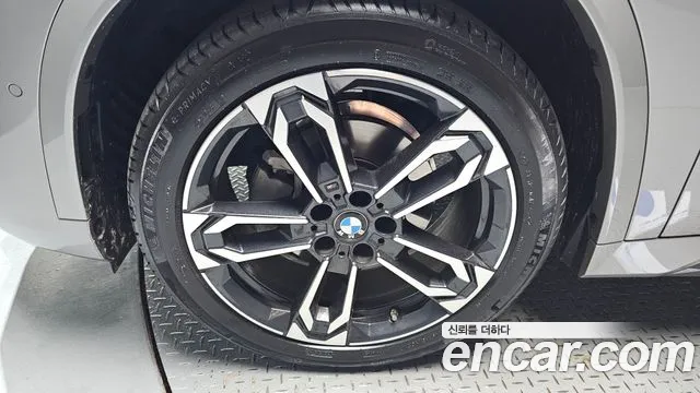 BMW X1 U11 — Фото автомобиля 5