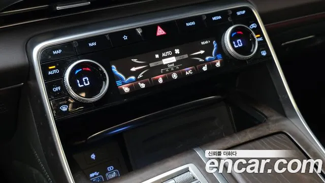 Genesis GV80 2.5T Бензин AWD — Фото автомобиля 24