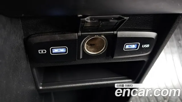 Hyundai Staria Staria Tourer 11 мест — Фото автомобиля 27