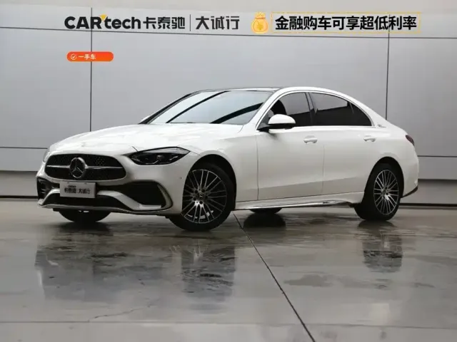 Фотография автомобиля — Mercedes-Benz C-Class