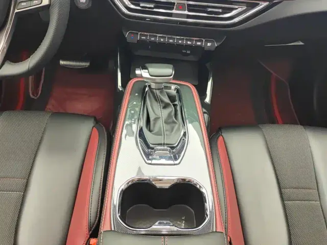 Changan Oushang X5 — Фото автомобиля 16
