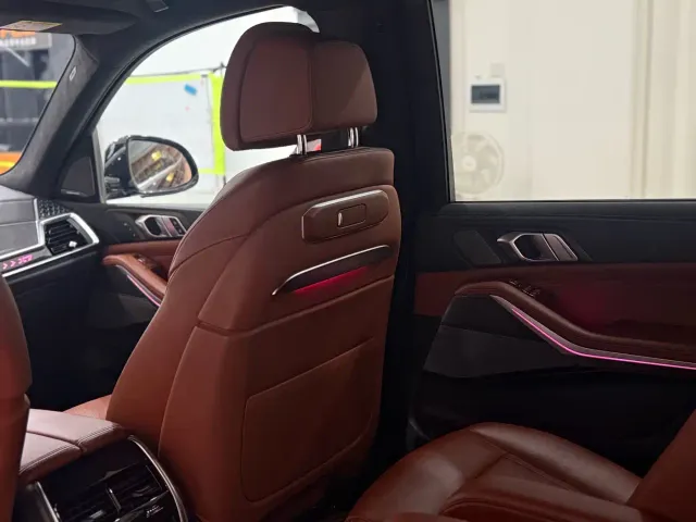 BMW X7 — Фото автомобиля 15