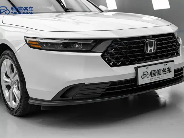 Honda Accord — Фото автомобиля 6