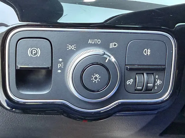 Mercedes-Benz A-Class — Фото автомобиля 9