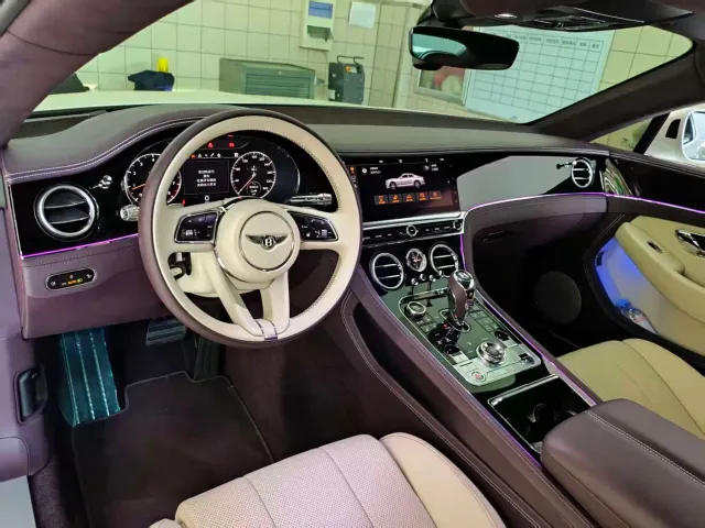 Bentley Continental — Фото автомобиля 4