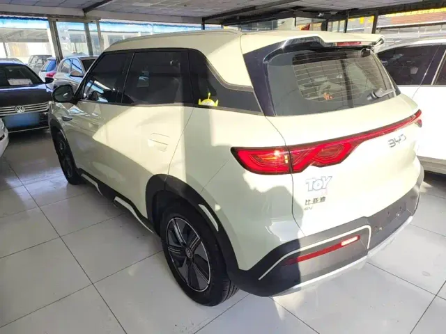 BYD Yuan UP — Фото автомобиля 4