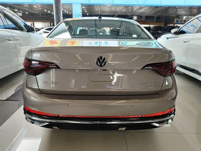 Volkswagen Sagitar — Фото автомобиля 5