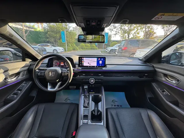 Honda Accord — Фото автомобиля 11
