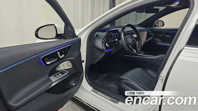 Mercedes-Benz E-Class — Фото автомобиля 10