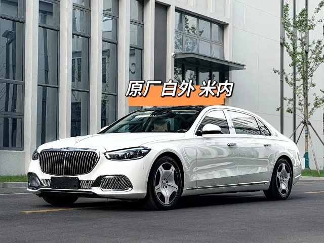 Фотография автомобиля — Mercedes-Benz Maybach S-Class