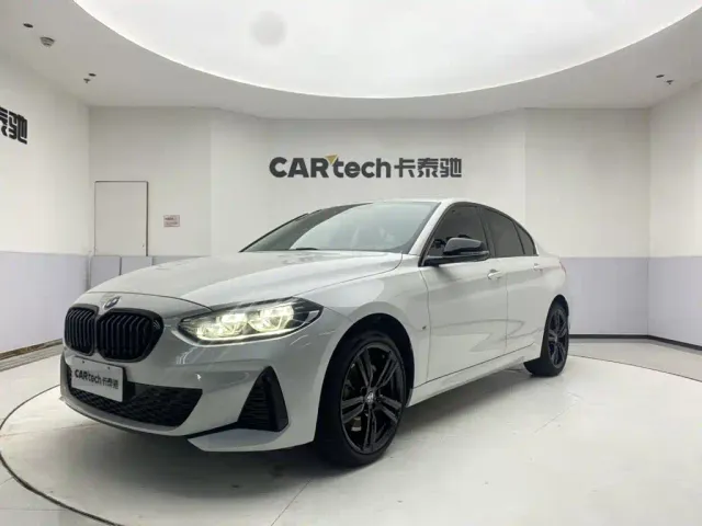 Фотография автомобиля — BMW 1 Series