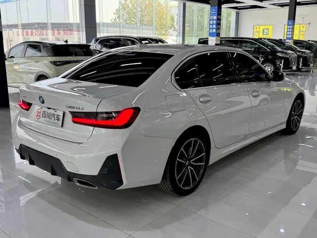 BMW 3 Series — Фото автомобиля 11