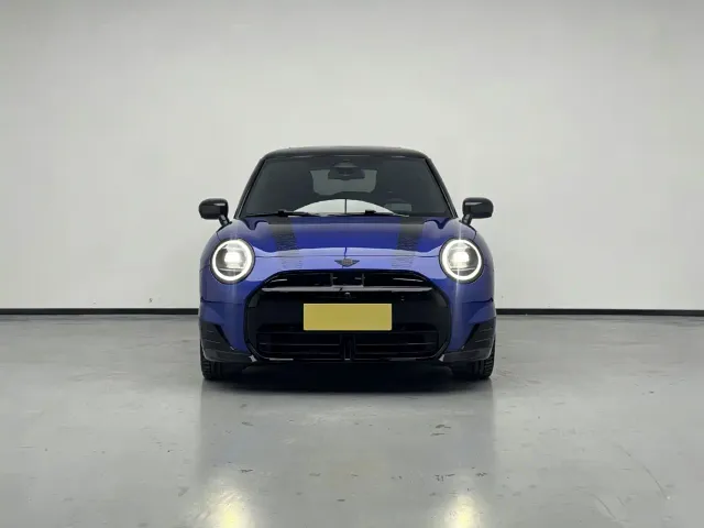 MINI Cooper — Фото автомобиля 2