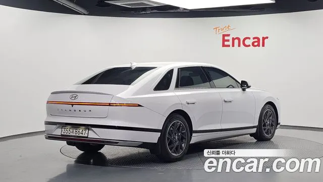Hyundai Grandeur GN7 — Фото автомобиля 2