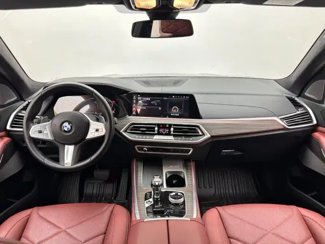 BMW X5 — Фото автомобиля 10