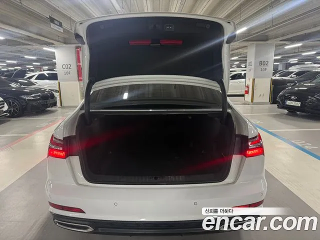 Audi A6 45 TFSI quattro Premium — Фото автомобиля 16