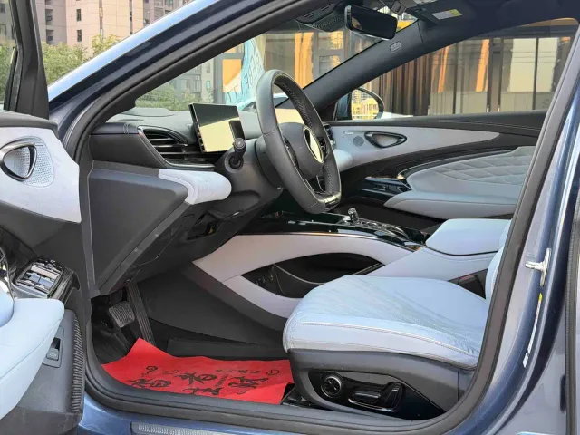 BYD Seal — Фото автомобиля 7