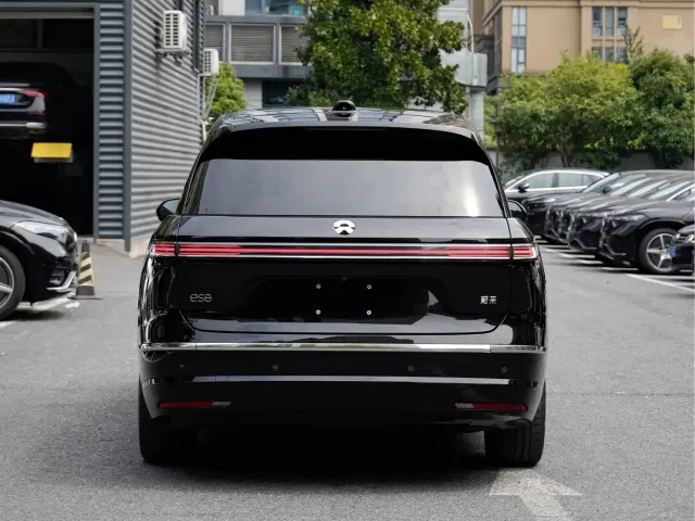 NIO NIO ES8 2025 Model 6-Seat Executive Luxury Edition — Фото автомобиля 5