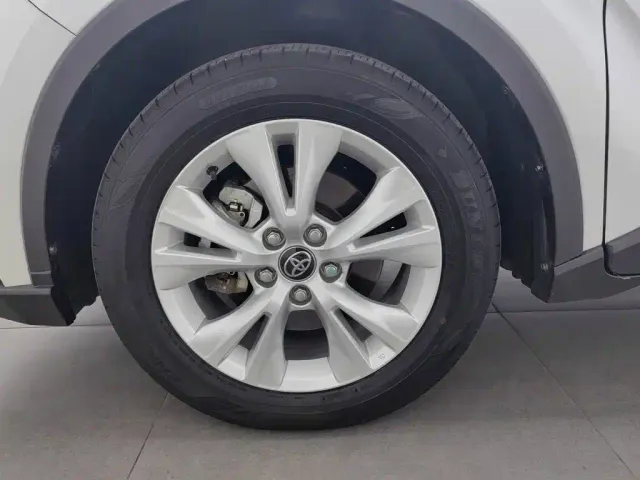 Toyota IZOA — Фото автомобиля 17