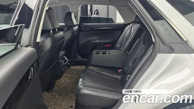 Hyundai Grandeur GN7 — Фото автомобиля 18