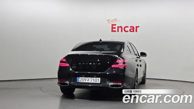 Genesis G70 — Фото автомобиля 4