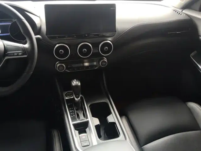 Nissan Sylphy — Фото автомобиля 13