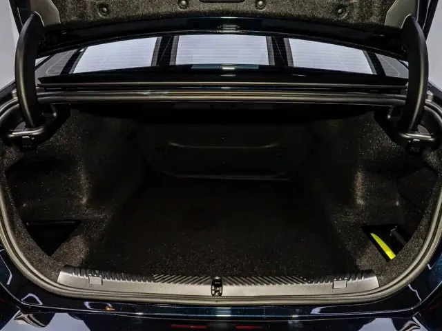 BMW 5 Series — Фото автомобиля 6