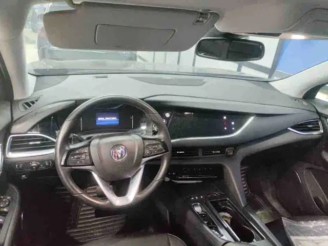 Buick Enclave — Фото автомобиля 3