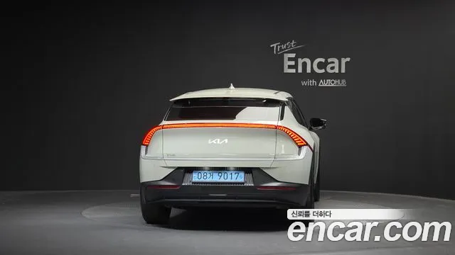 Kia EV6 — Фото автомобиля 4