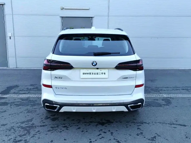 BMW X5 — Фото автомобиля 9