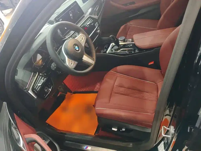 BMW 5 Series — Фото автомобиля 14