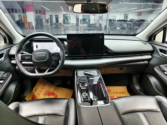 GAC Aion S Plus — Фото автомобиля 2