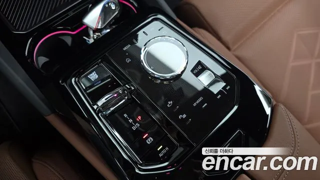 BMW 5-Series — Фото автомобиля 9