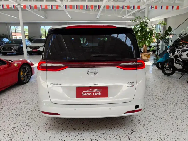 GAC Trumpchi M6 — Фото автомобиля 22