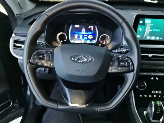 Chery Tiggo 8 — Фото автомобиля 10