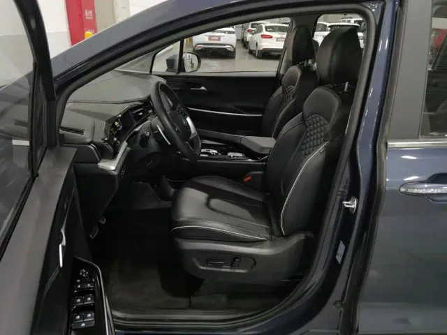 Hyundai Custo — Фото автомобиля 10