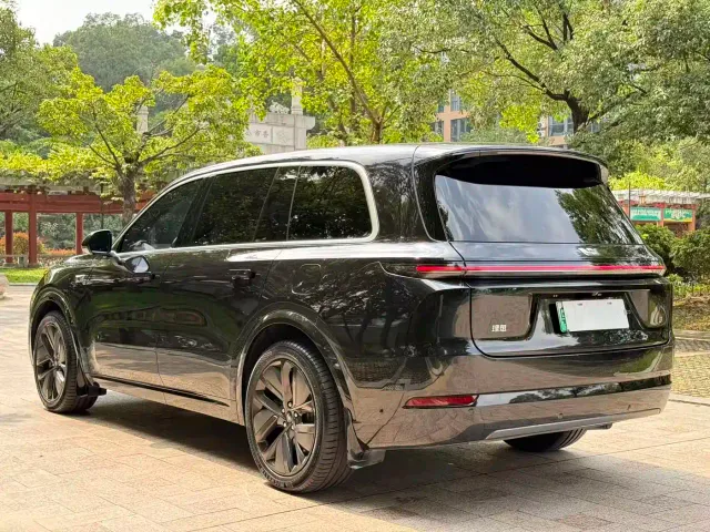 Li Auto L9 — Фото автомобиля 4