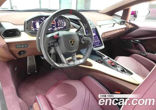 Lamborghini Revuelto — Фото автомобиля 8