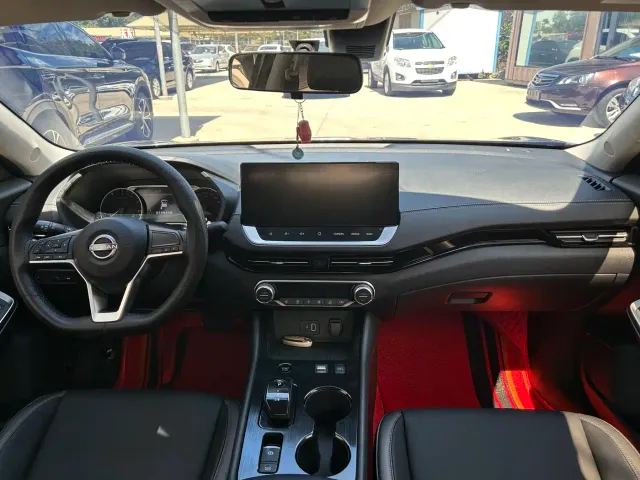 Nissan Sylphy — Фото автомобиля 4