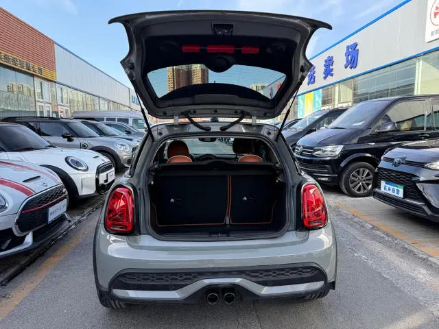 MINI Hatch — Фото автомобиля 7