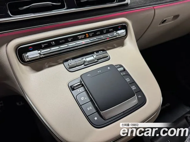 Mercedes-Benz V-Class — Фото автомобиля 8