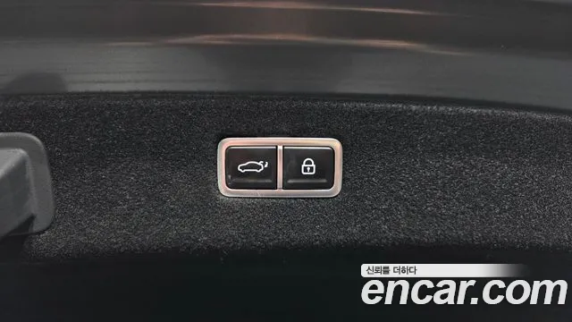 Genesis G90 Бензин 3.5 турбо AWD — Фото автомобиля 29