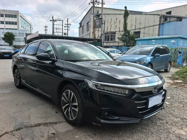 Honda Accord — Фото автомобиля 3
