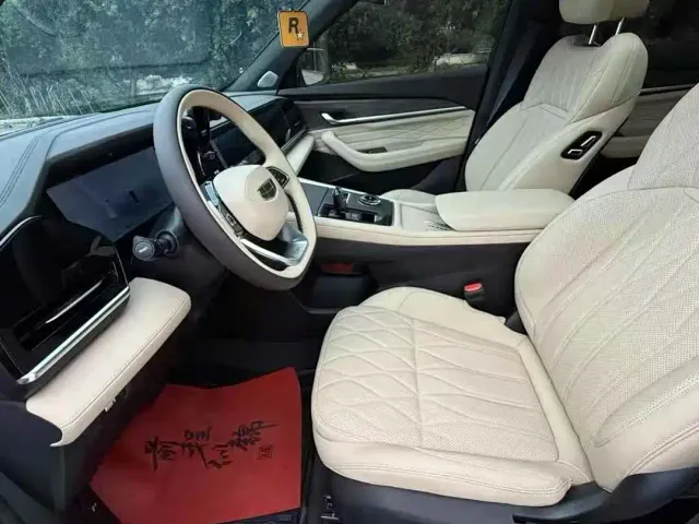 Geely Xingyue L — Фото автомобиля 4